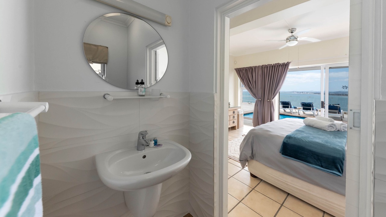 Photo of Bedroom in Mountainside