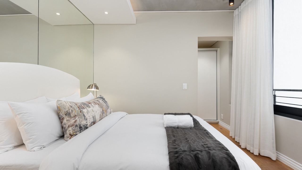 Photo of Bedroom in Cape Town City Centre