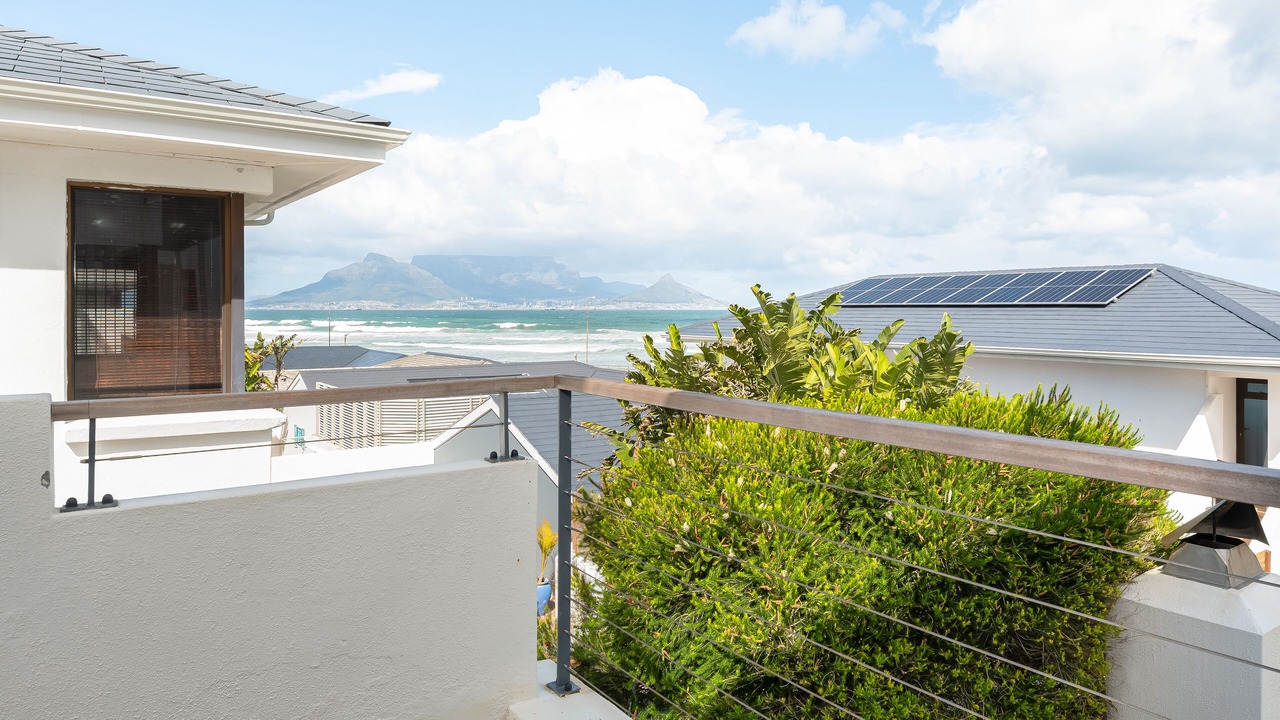 Photo of Outdoor in Bloubergstrand