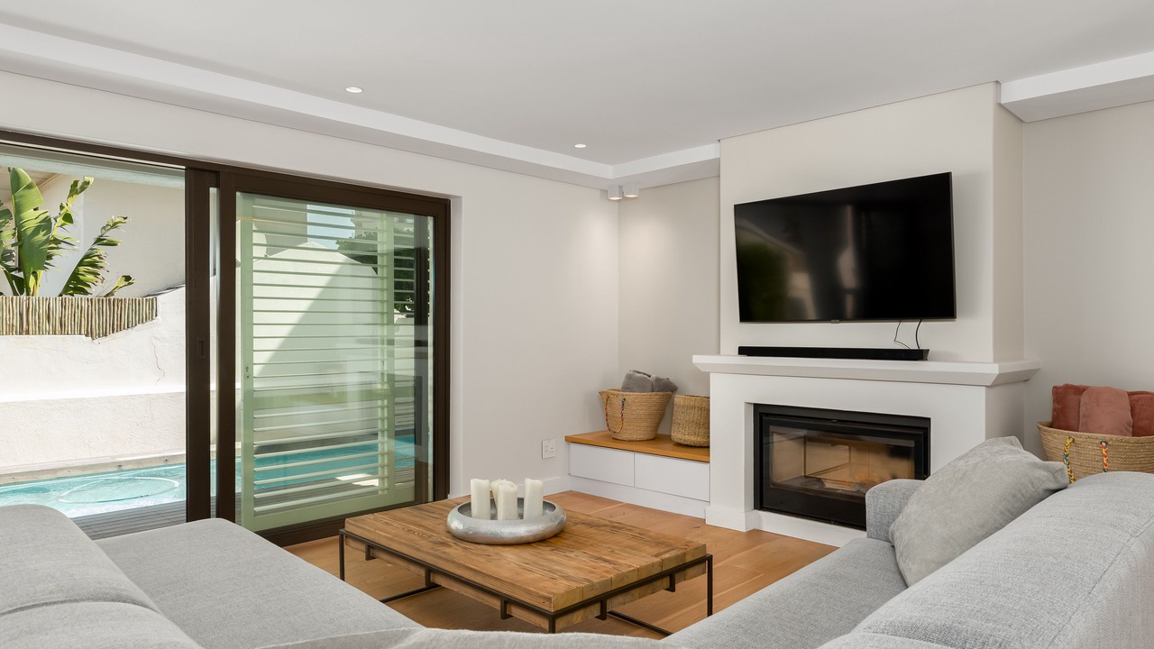 Photo of Livingroom in Bloubergstrand