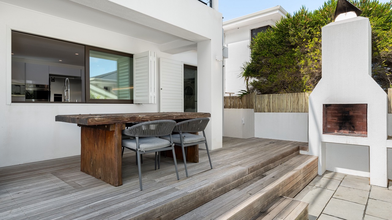 Photo of Outdoor in Bloubergstrand