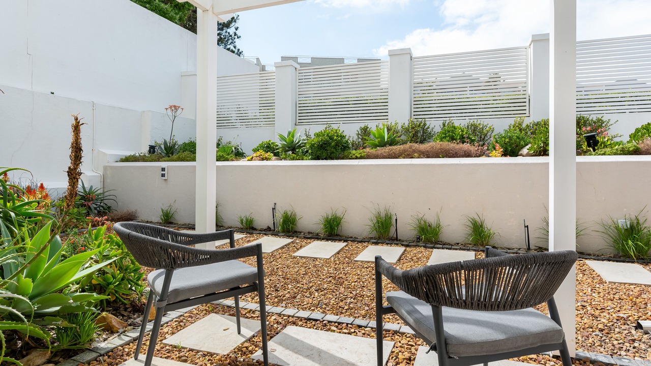 Photo of Patio Balcony in Bloubergstrand