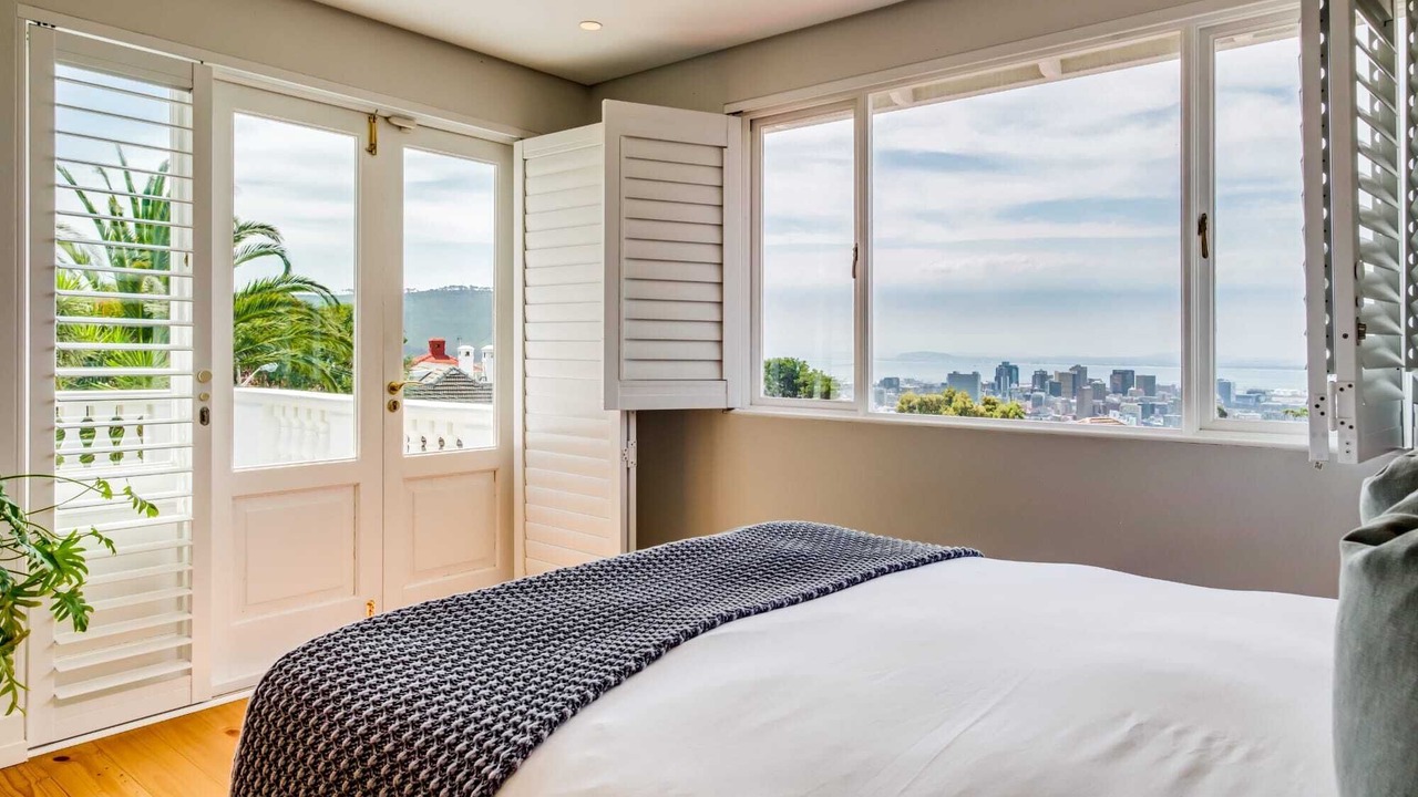 Photo of Bedroom in Cape Town City Centre