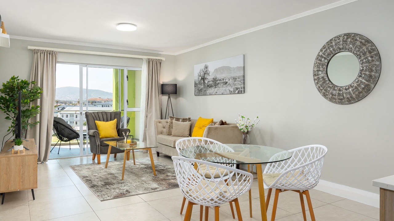 Photo of Livingroom in Century City