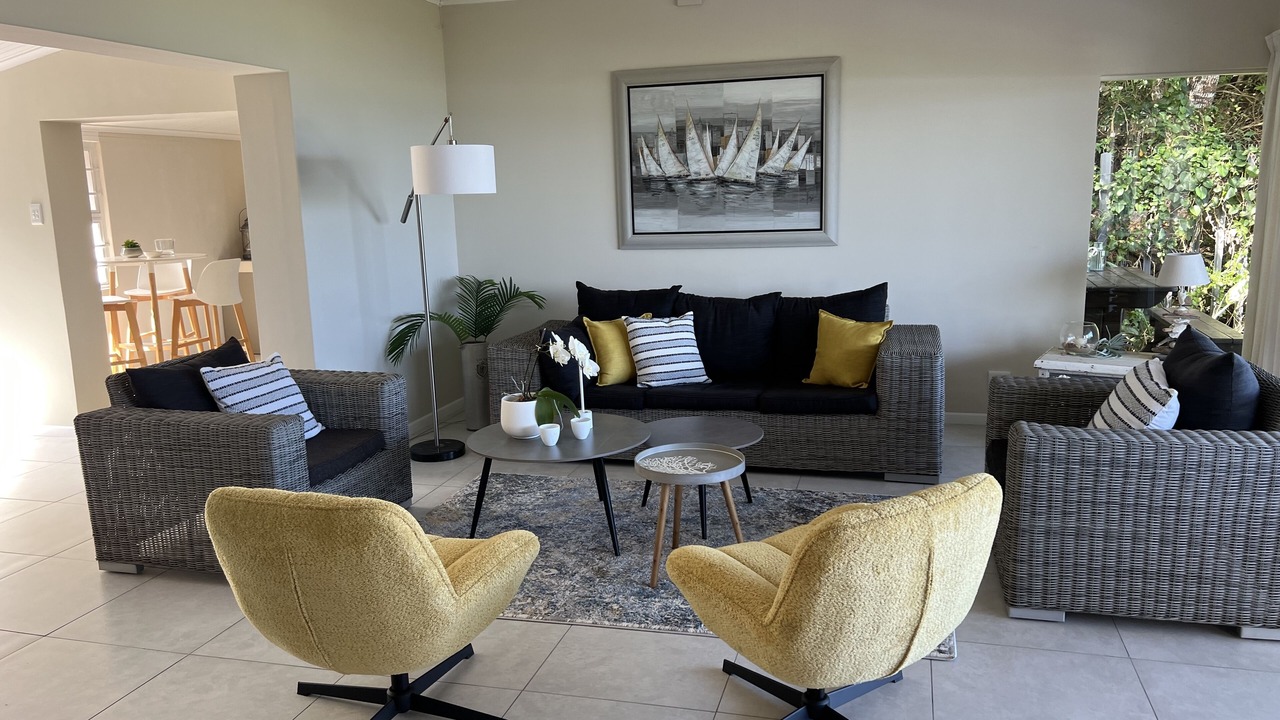 Photo of Livingroom in Port Alfred
