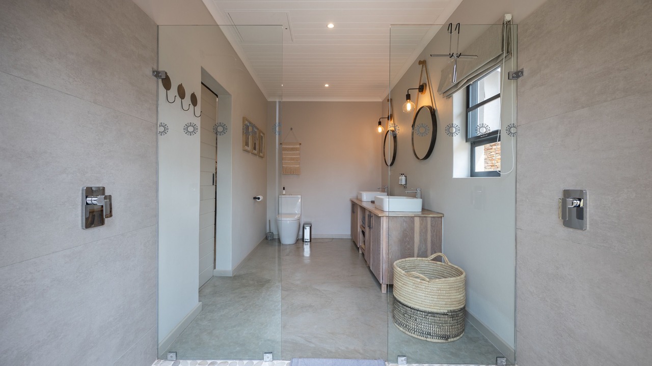 Photo of Bathroom in Hoedspruit