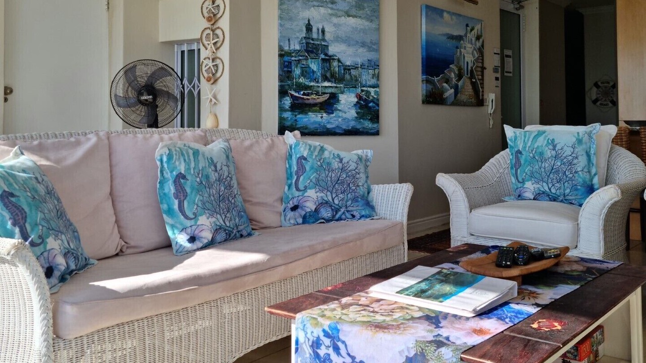 Photo of Livingroom in Gordons Bay Central