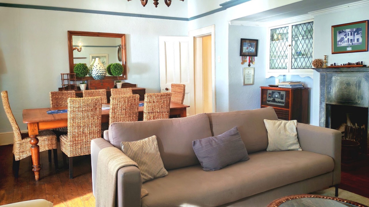 Photo of Livingroom in Gordons Bay Central