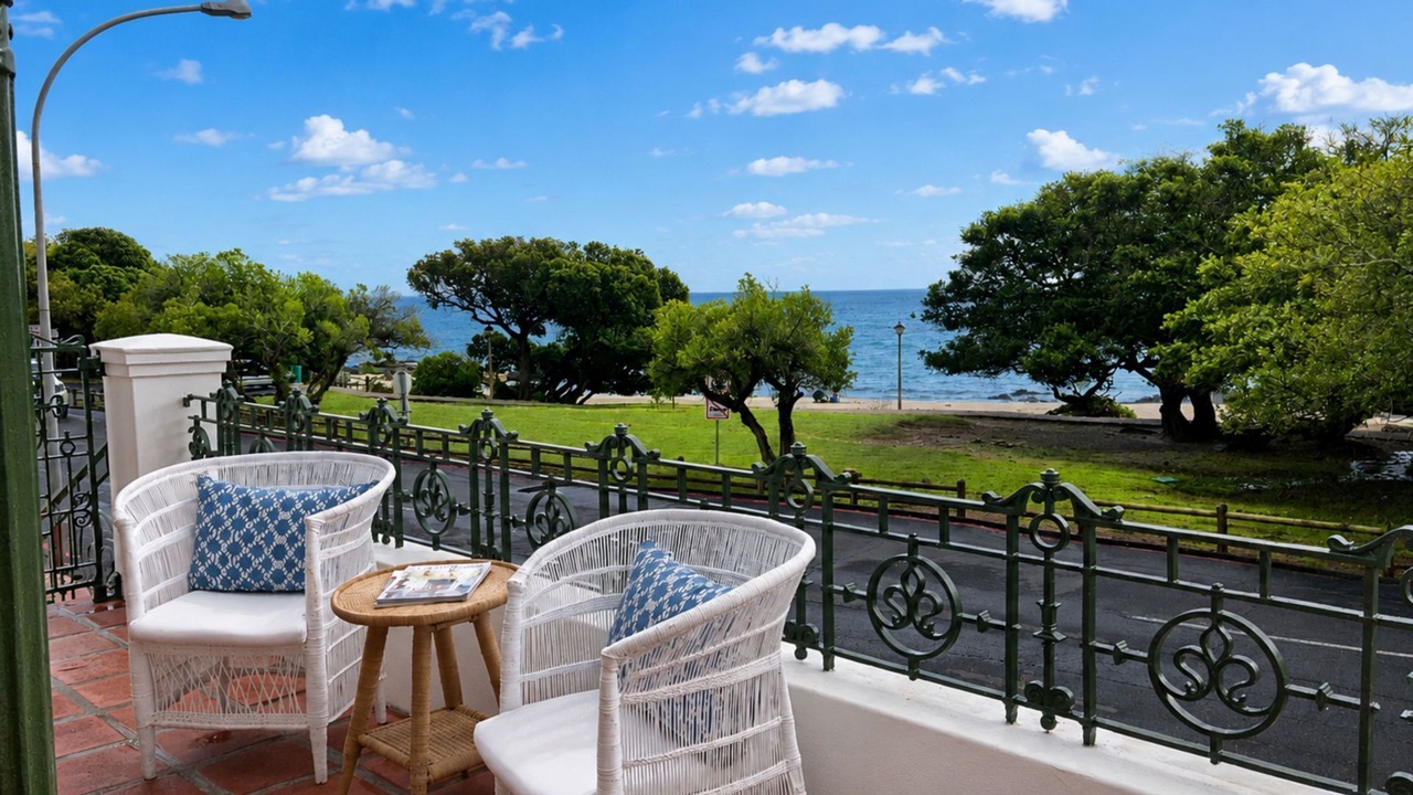 Photo of Patio Balcony in Gordons Bay Central