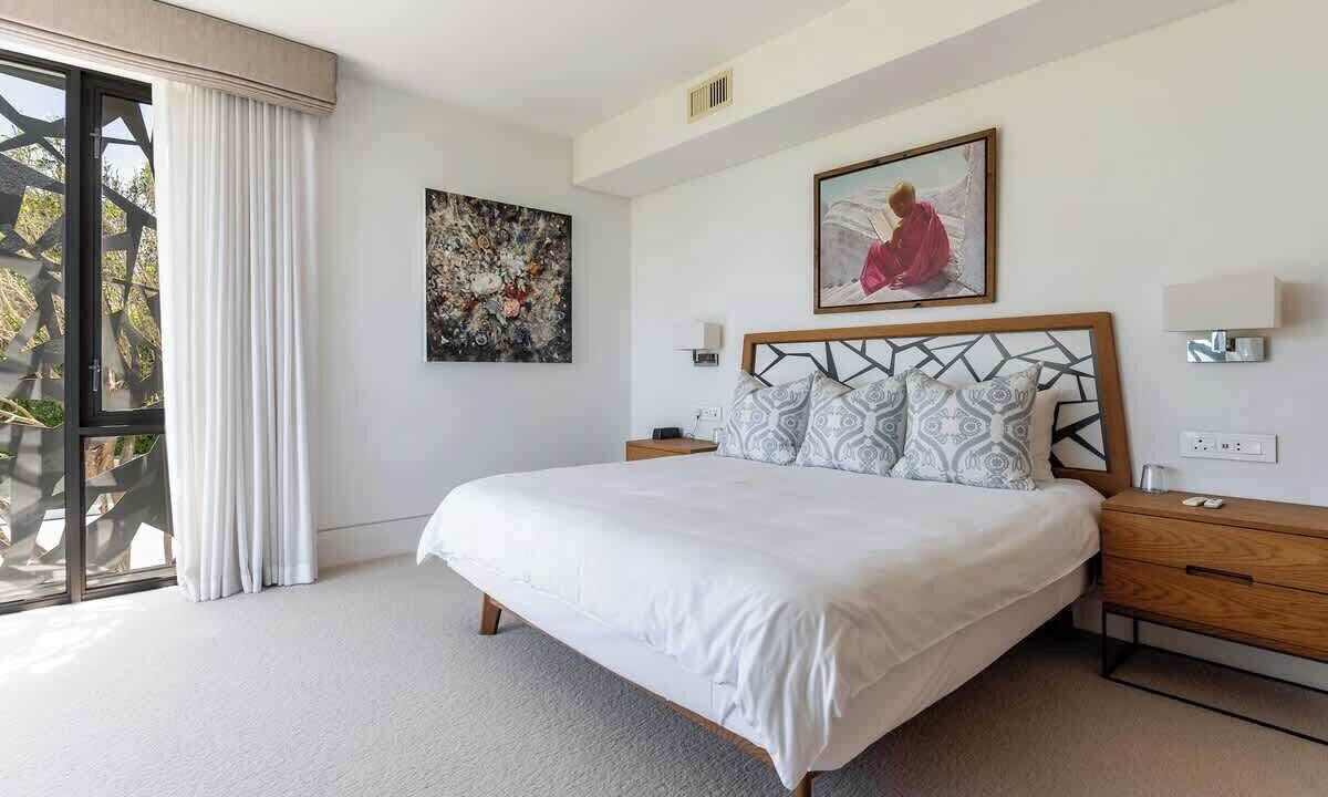 Photo of Bedroom in Camps Bay