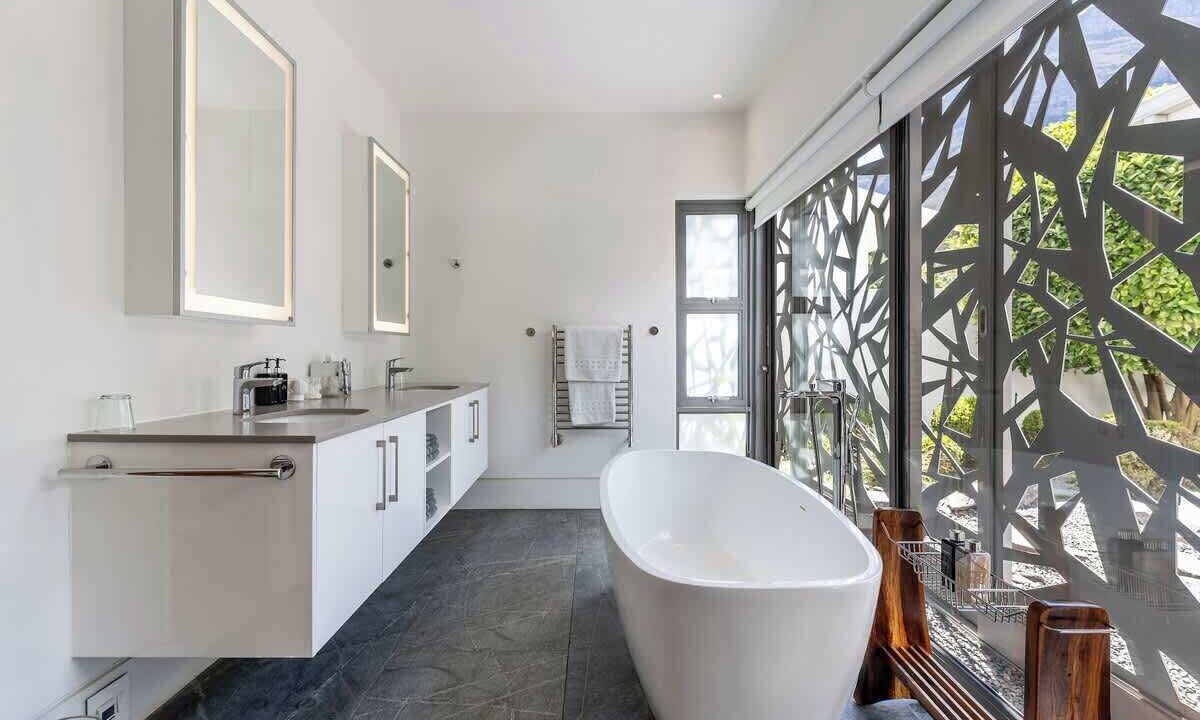 Photo of Bathroom in Camps Bay