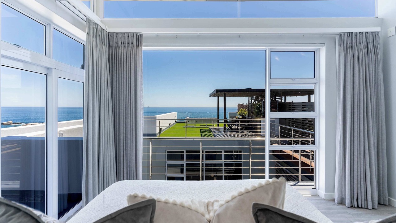 Photo of Bedroom in Camps Bay