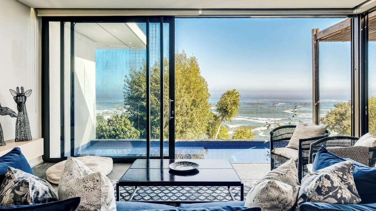 Photo of Livingroom in Camps Bay