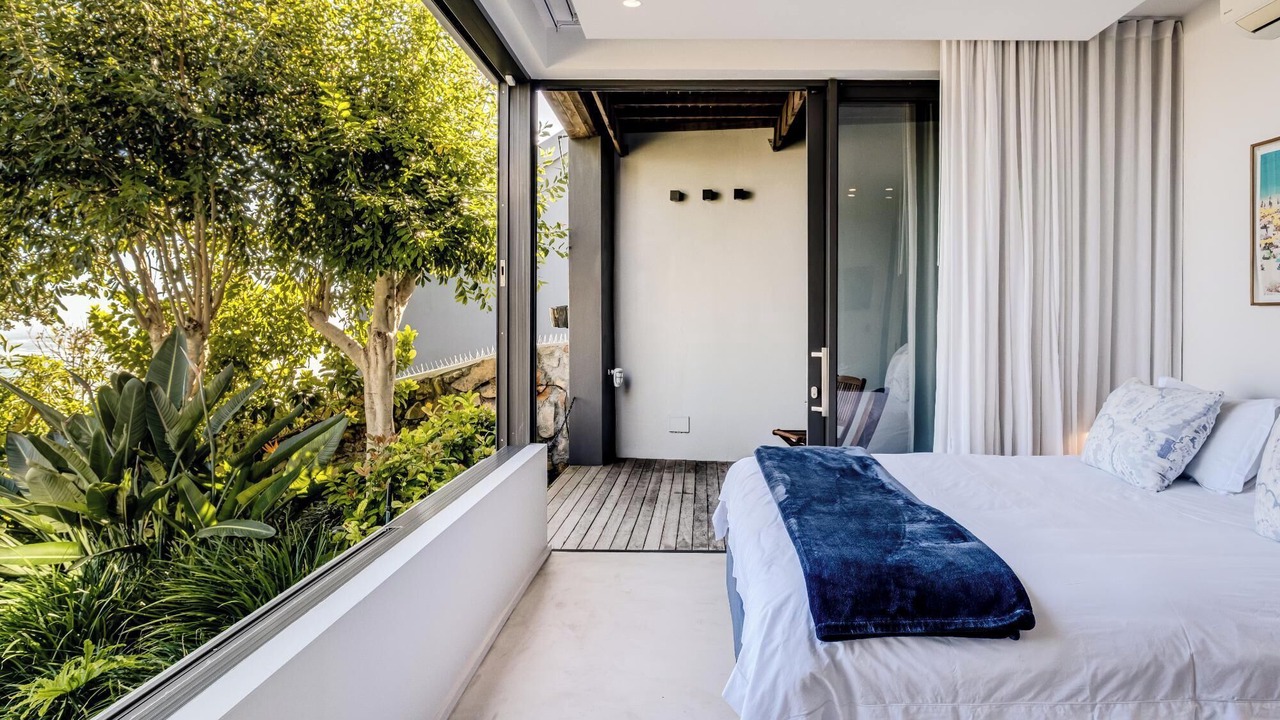 Photo of Bedroom in Camps Bay