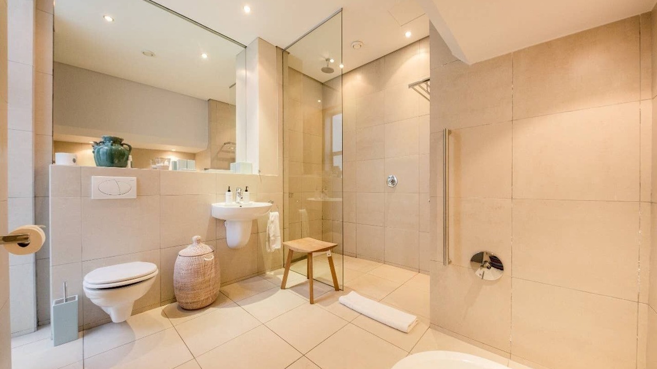 Photo of Bathroom in Cape Town City Centre