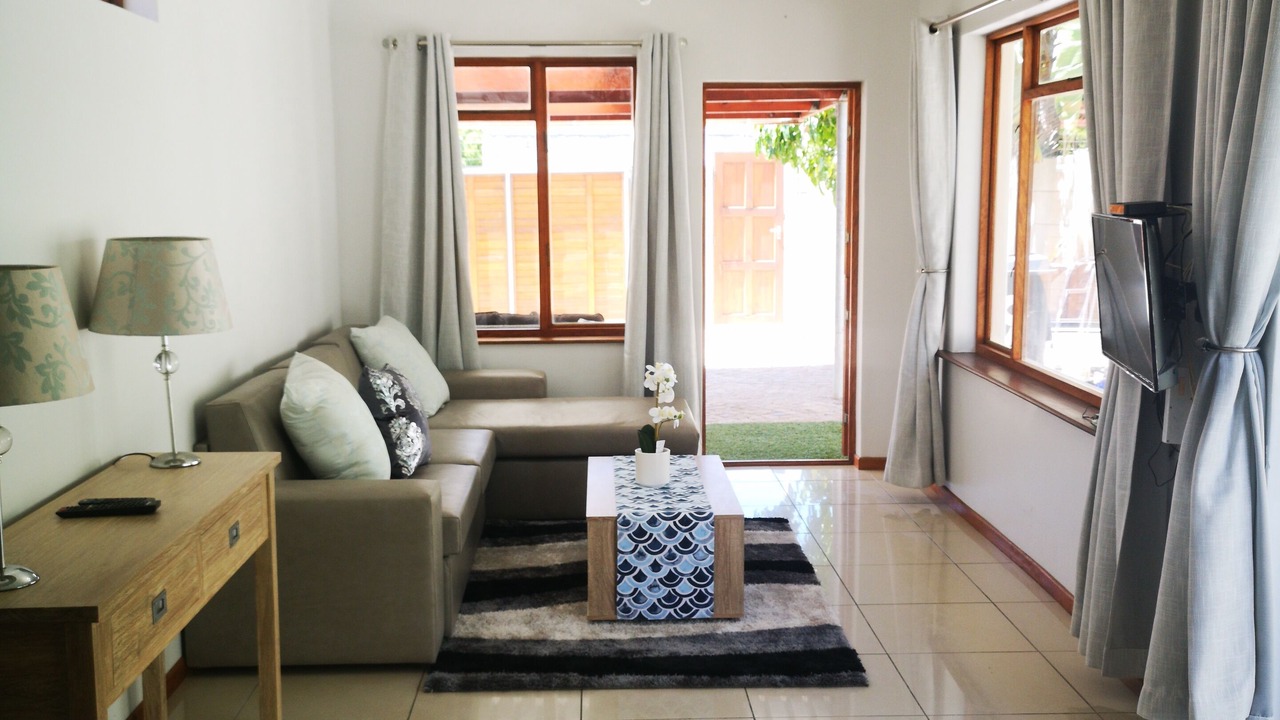 Photo of Livingroom in Milnerton