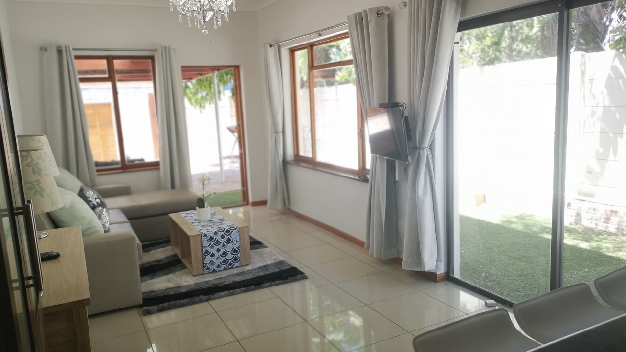 Photo of Livingroom in Milnerton