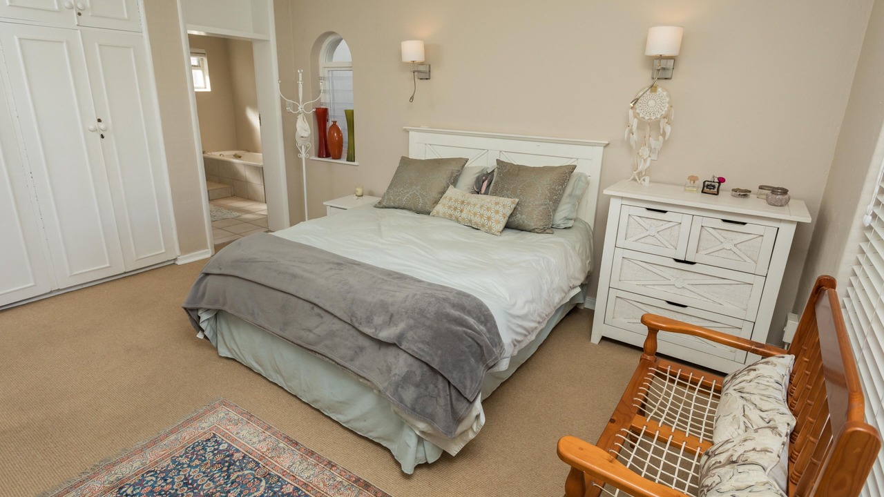 Photo of Bedroom in Robberg Beach