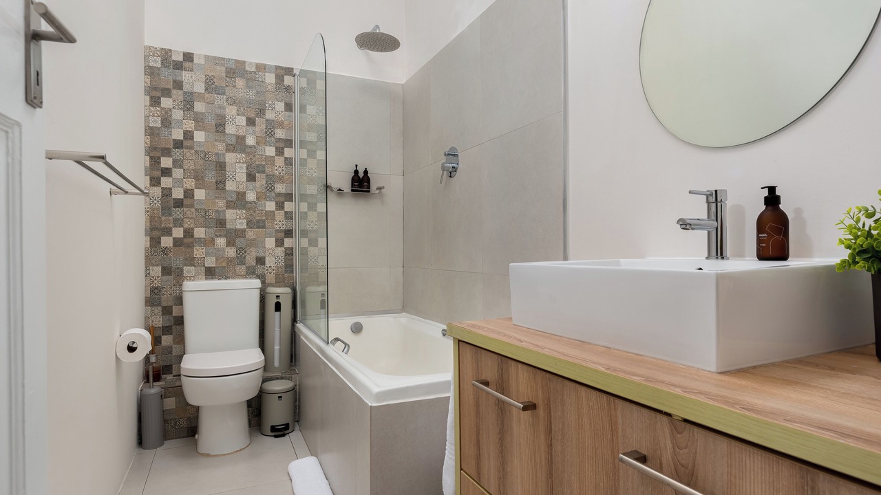 Photo of Bathroom in Cape Town City Centre