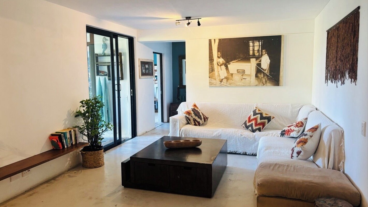 Photo of Livingroom in Westbrook