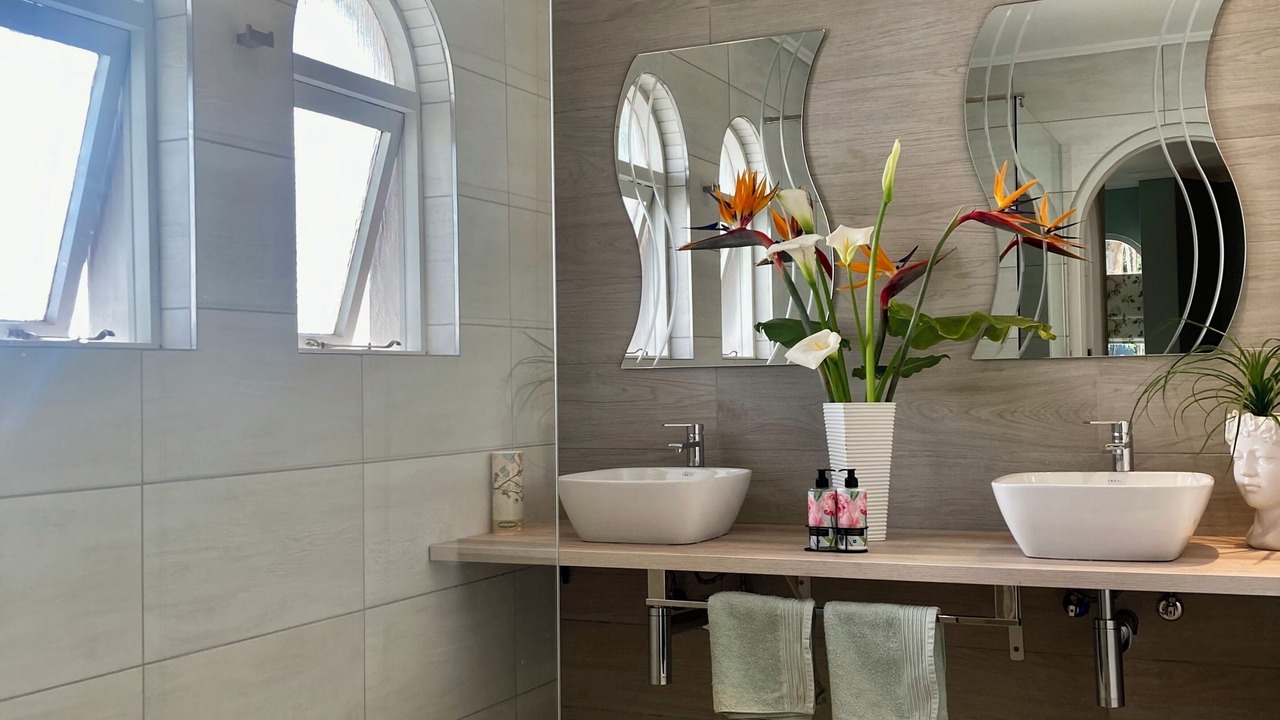 Photo of Bathroom in George
