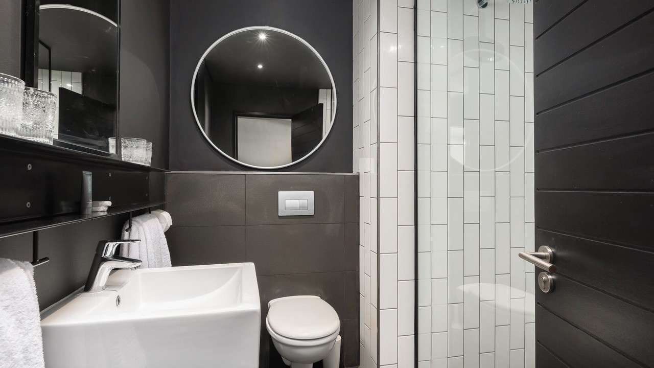 Photo of Bathroom in Cape Town City Centre