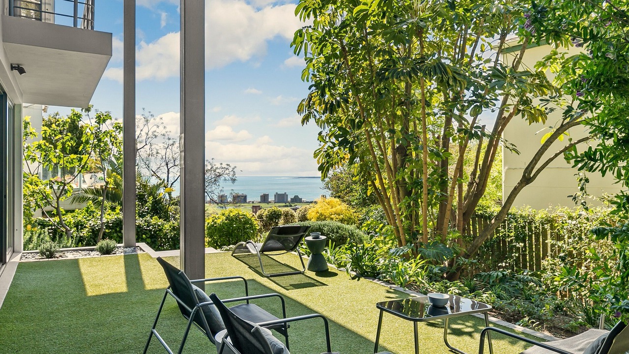 Photo of Patio Balcony in Green Point