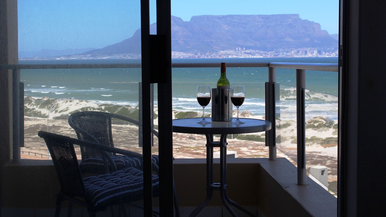Photo of Patio Balcony in Bloubergstrand