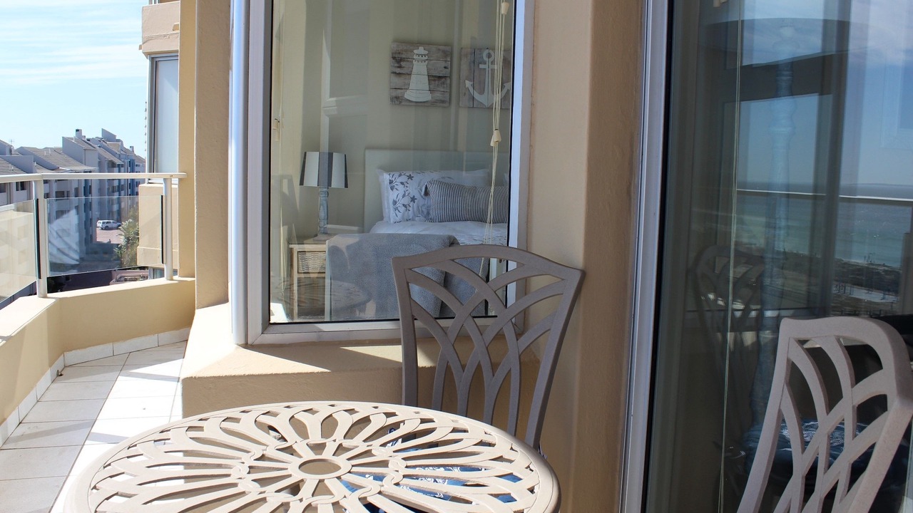 Photo of Patio Balcony in Bloubergstrand