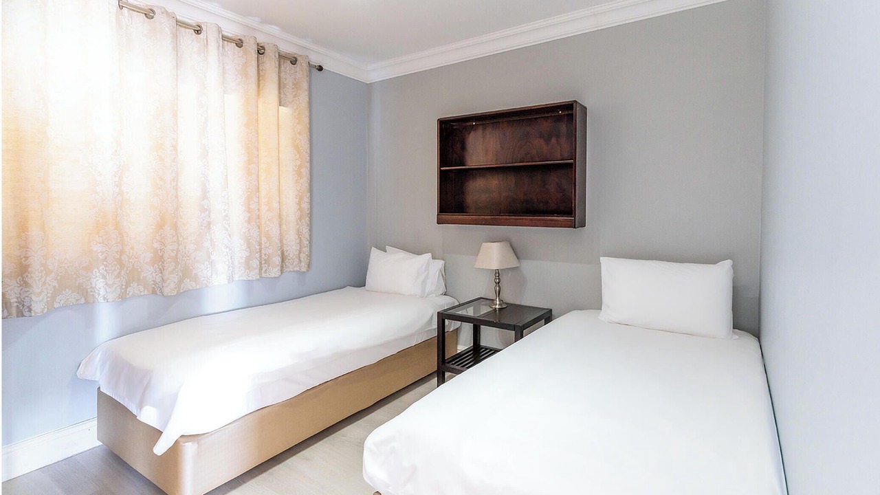 Photo of Bedroom in Lagoon Beach