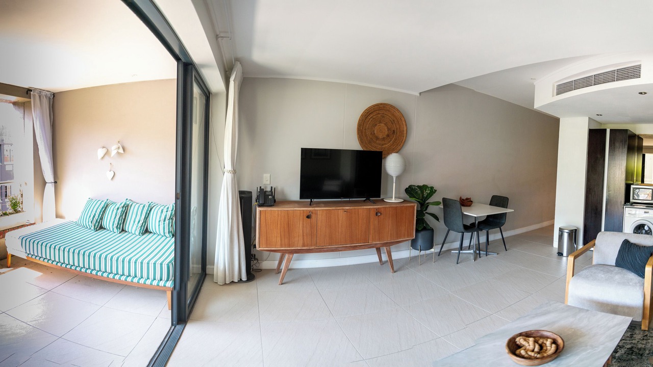 Photo of Bedroom in Cape Town City Centre