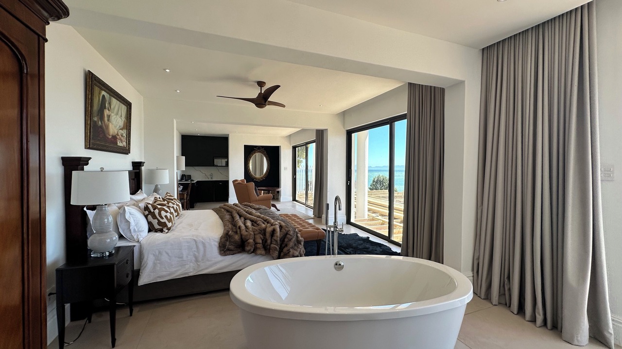 Photo of Bedroom in Mountainside