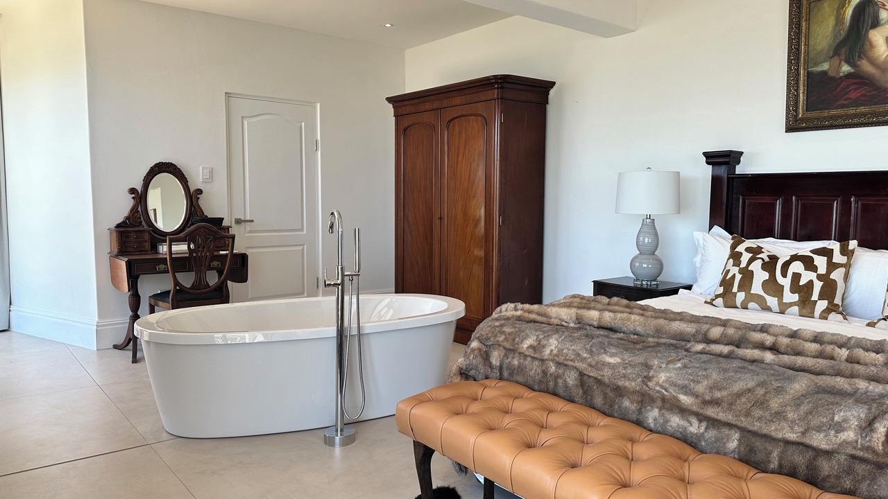 Photo of Bedroom in Mountainside