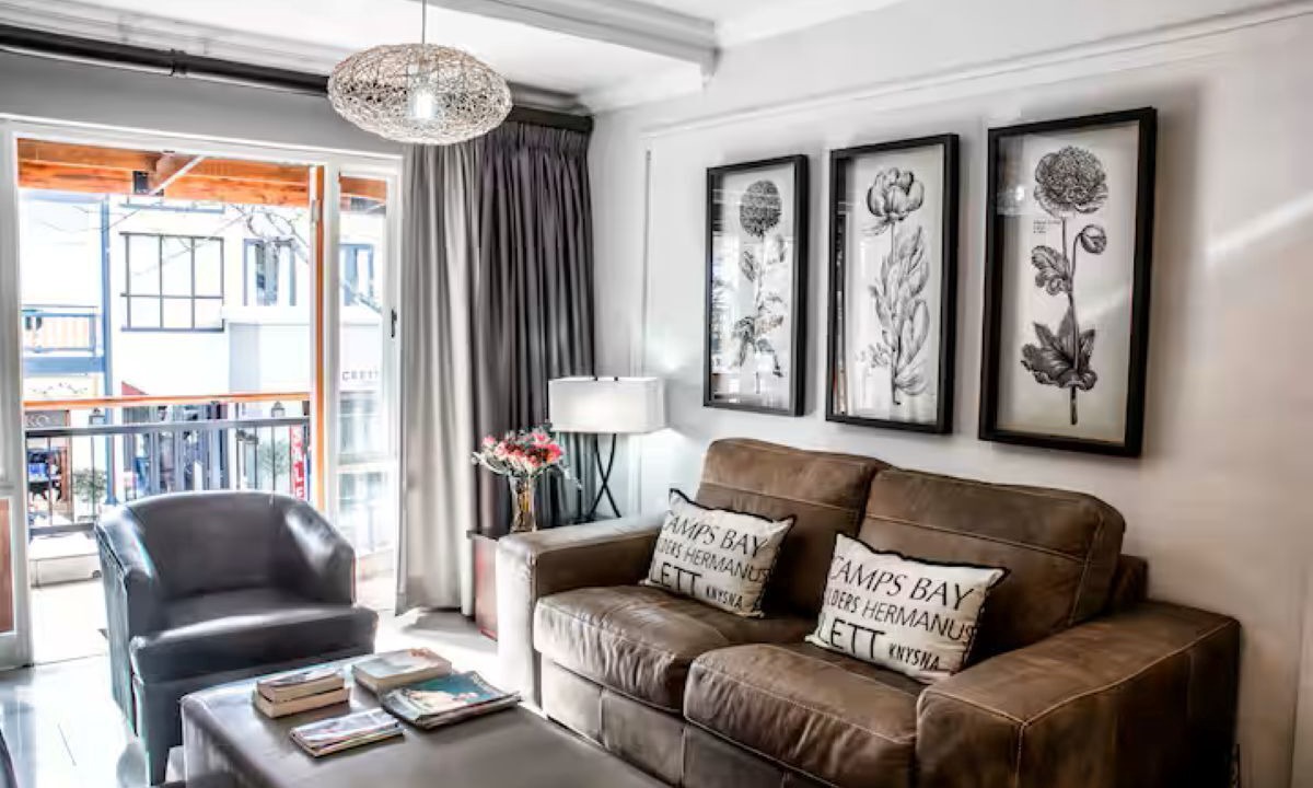 Photo of Livingroom in Stellenbosch Central