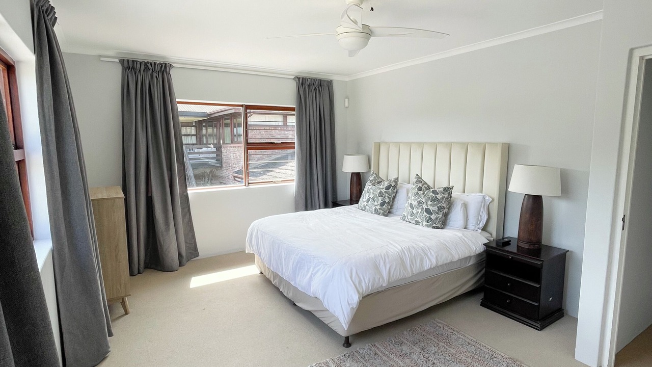Photo of Bedroom in Scott Estate