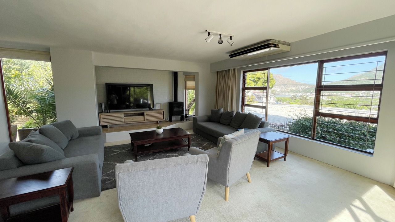 Photo of Livingroom in Scott Estate