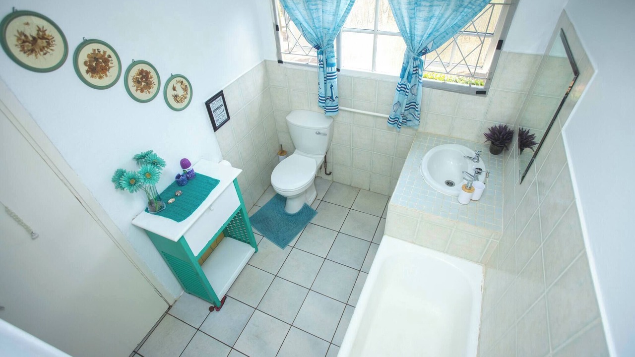 Photo of Bathroom in Umtentweni
