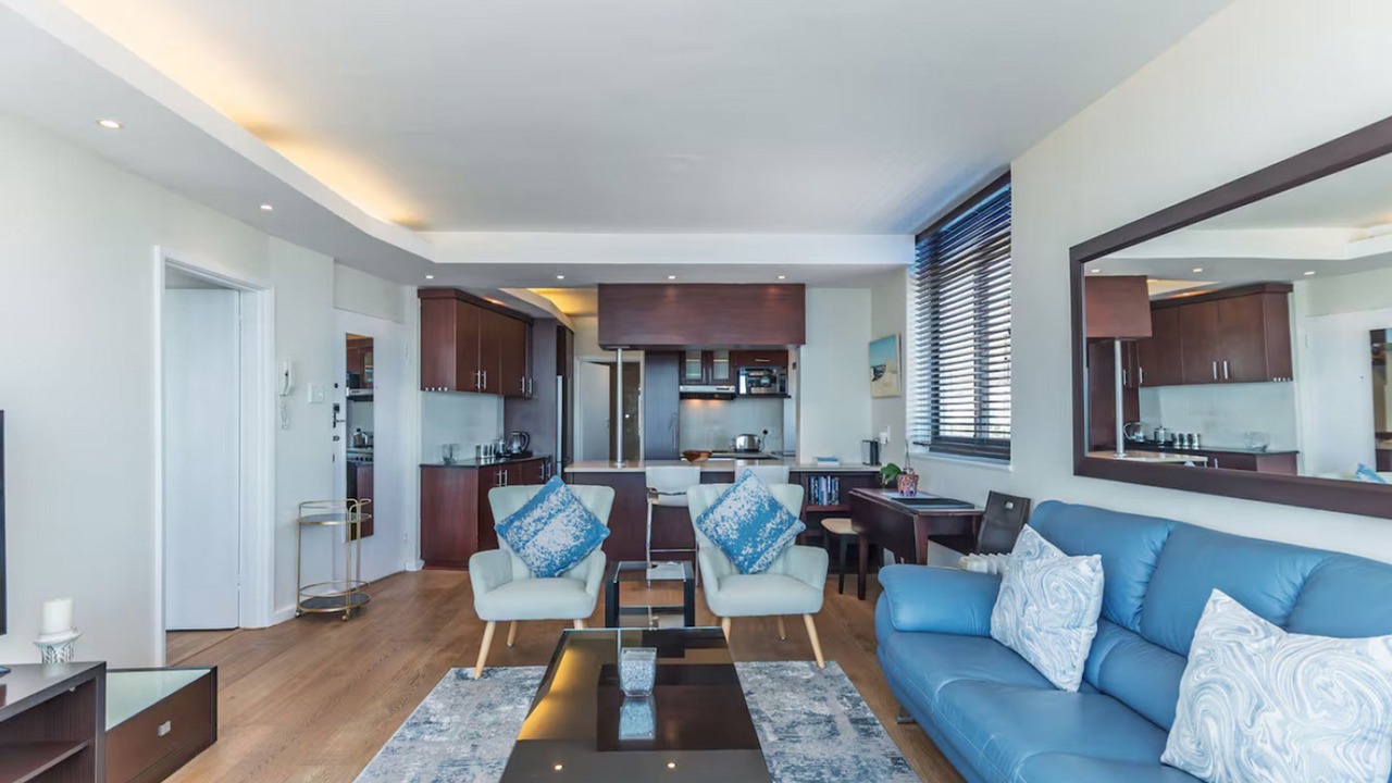 Photo of Livingroom in Mouille Point