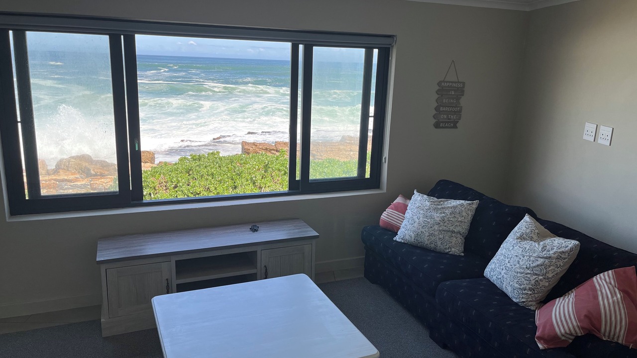 Photo of Livingroom in Simon's Town