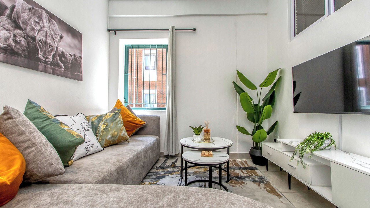 Photo of Livingroom in Greater Johannesburg Metropolitan Area