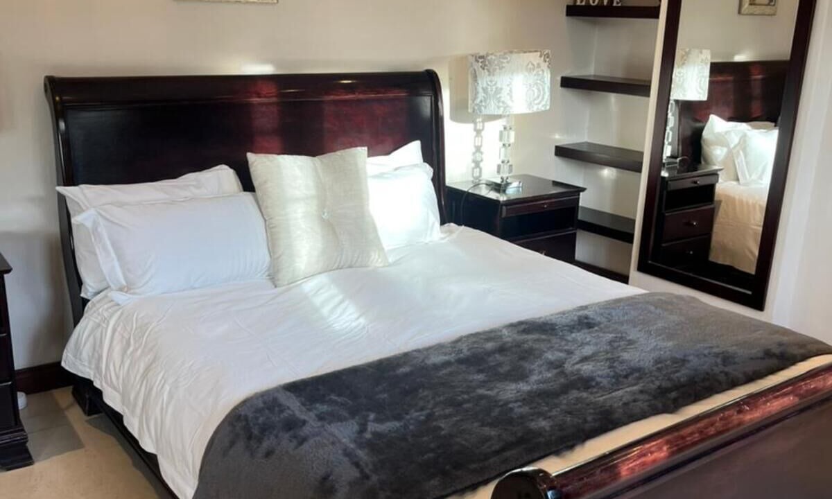 Photo of Bedroom in Cape Town City Centre