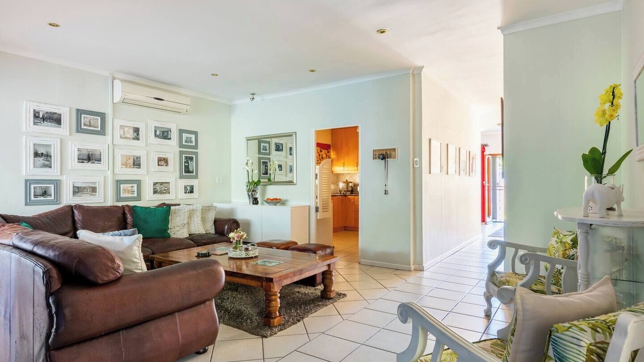 Photo of Livingroom in Paarl