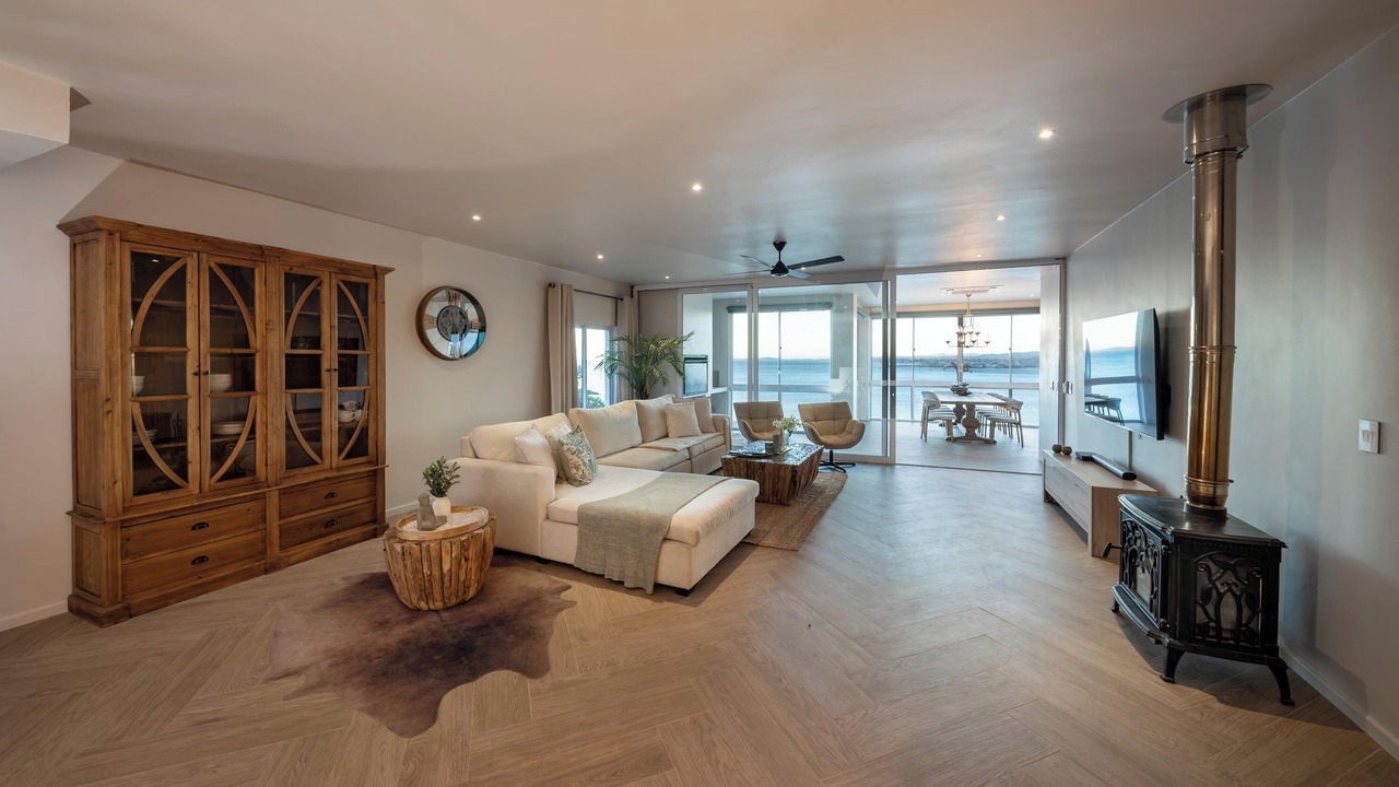 Photo of Livingroom in Gordons Bay Central