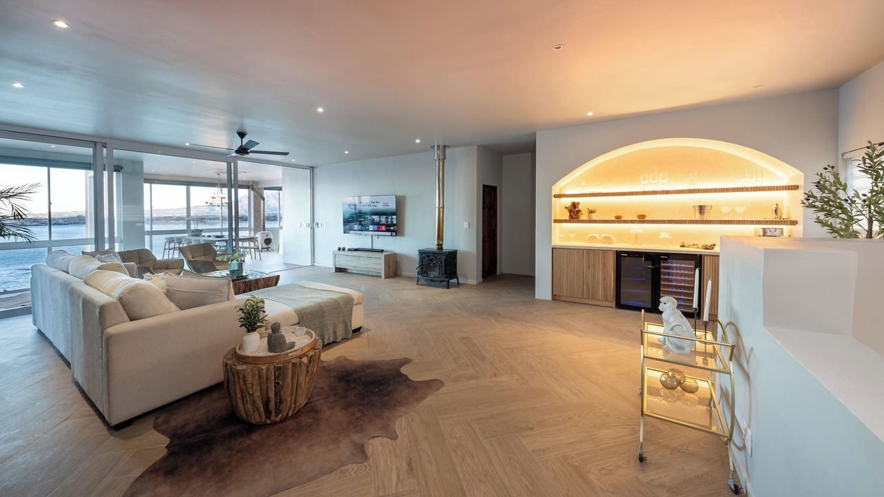 Photo of Livingroom in Gordons Bay Central