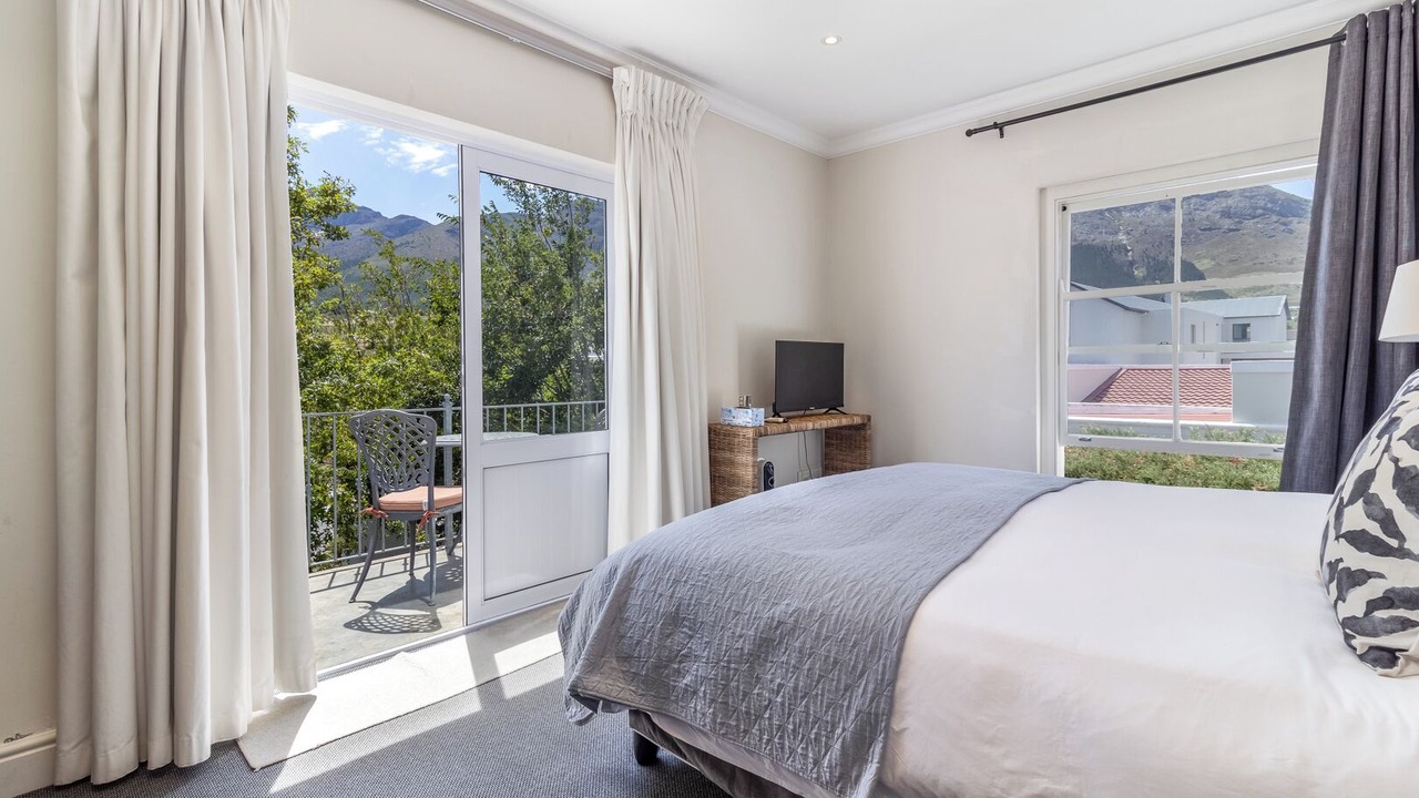 Photo of Bedroom in Franschhoek