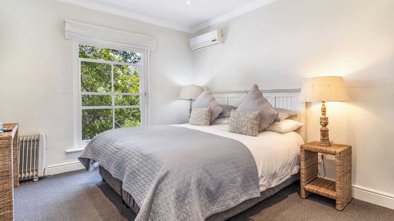 Photo of Bedroom in Franschhoek