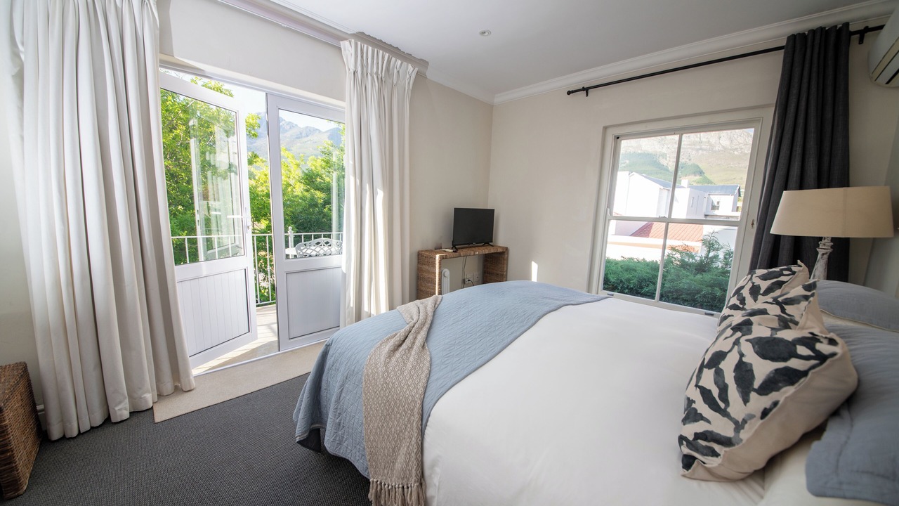 Photo of Bedroom in Franschhoek