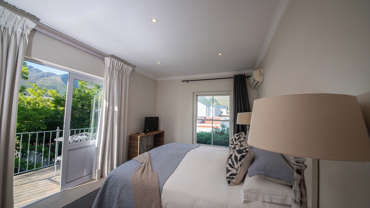 Photo of Bedroom in Franschhoek