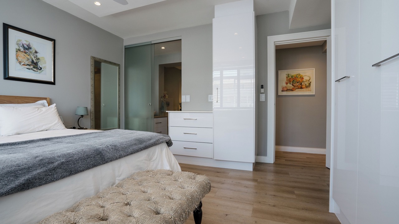 Photo of Bedroom in Three Anchor Bay