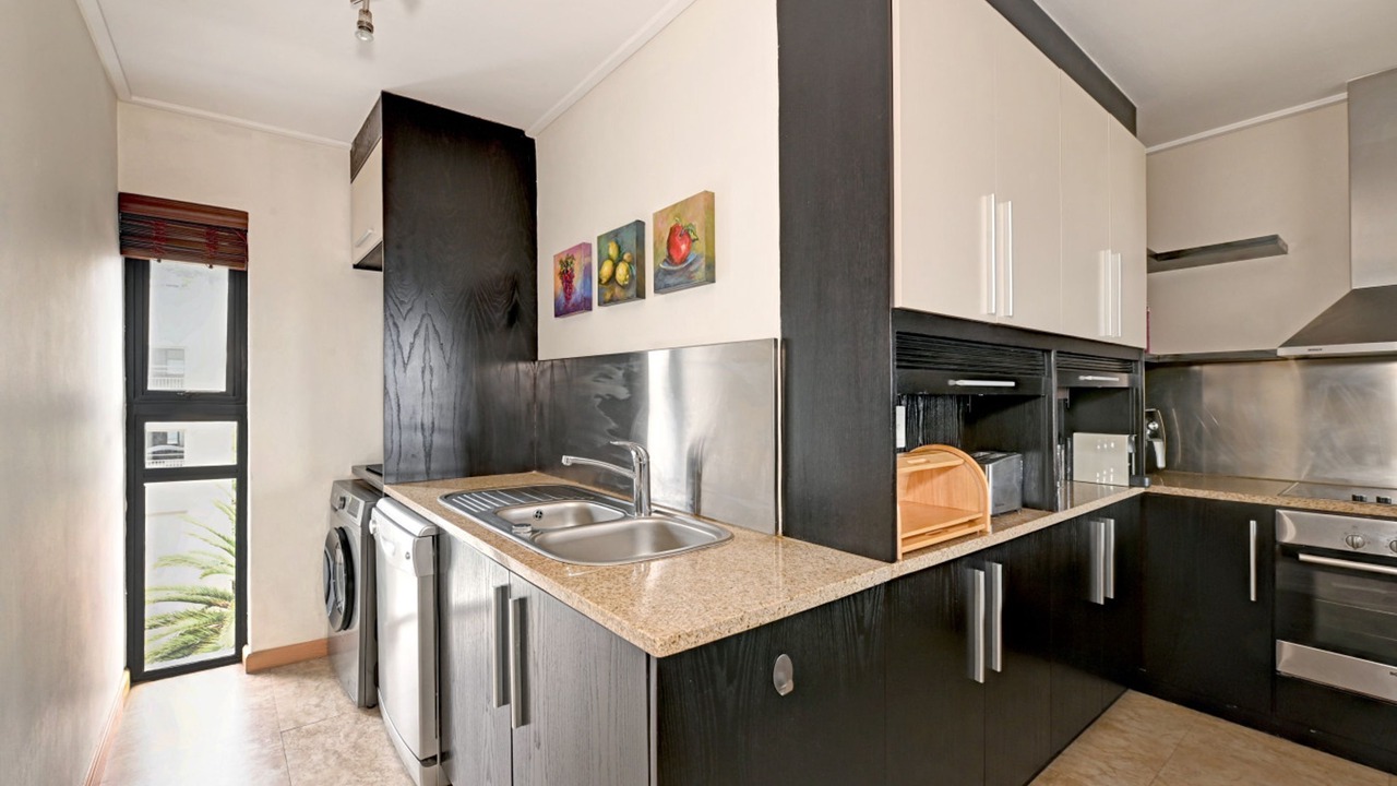 Photo of Kitchen in Green Point
